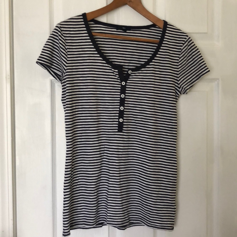 Gap short sleeve shirt